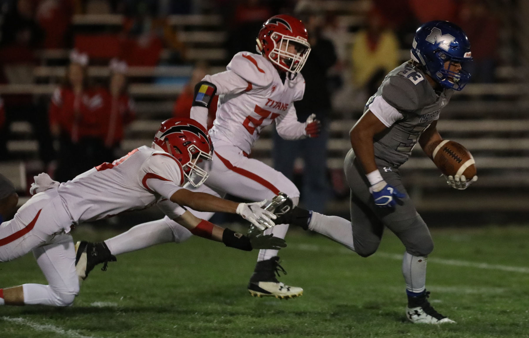 MacArthur vs Chatham Glenwood football 3 9.28.18.jpg